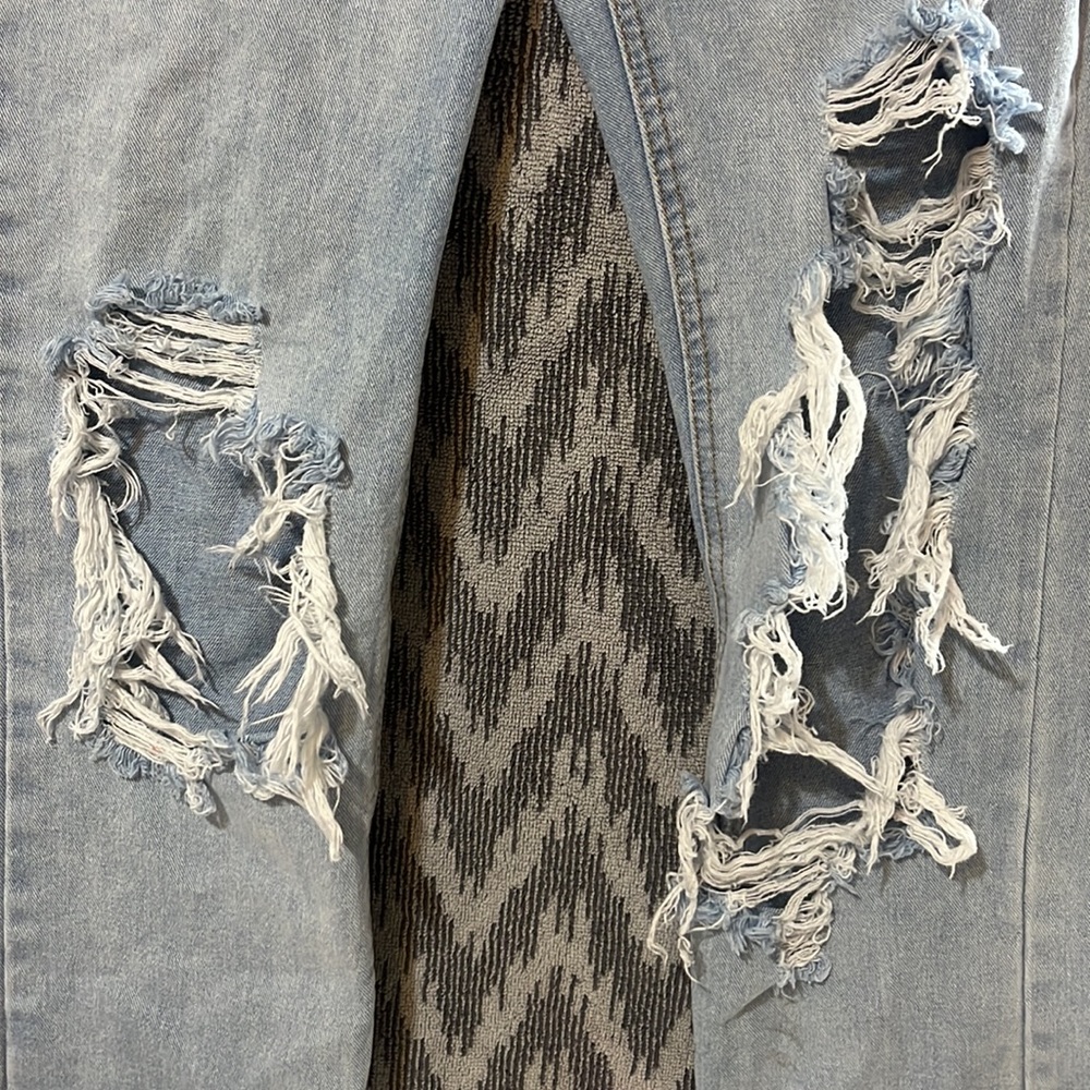 Jeans - Picture 2 of 5